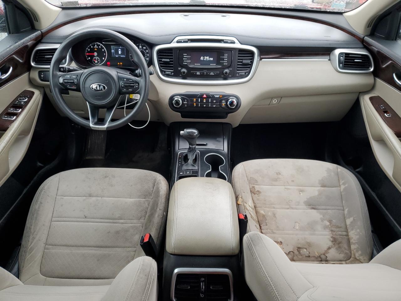 2017 KIA SORENTO