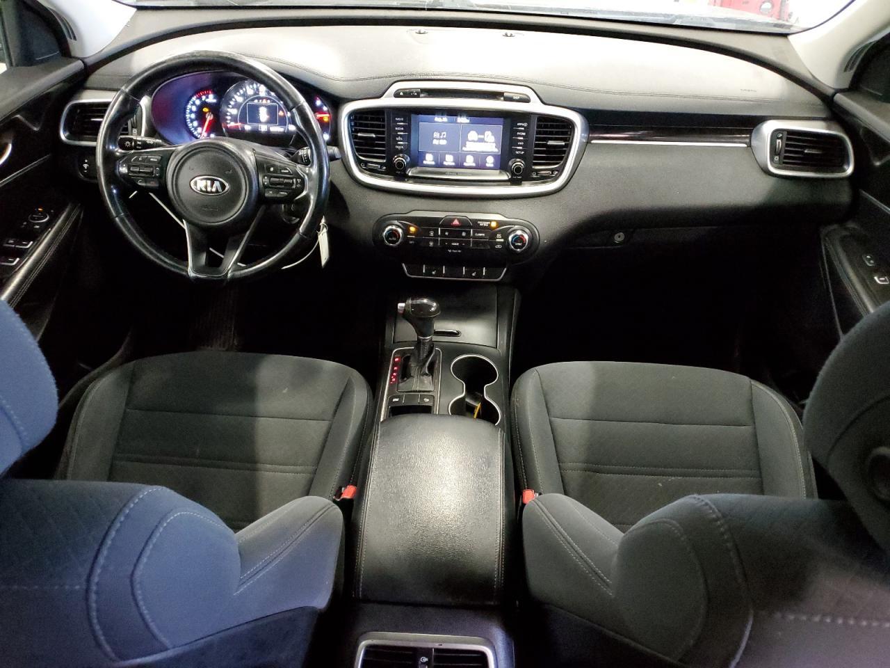 2017 KIA SORENTO