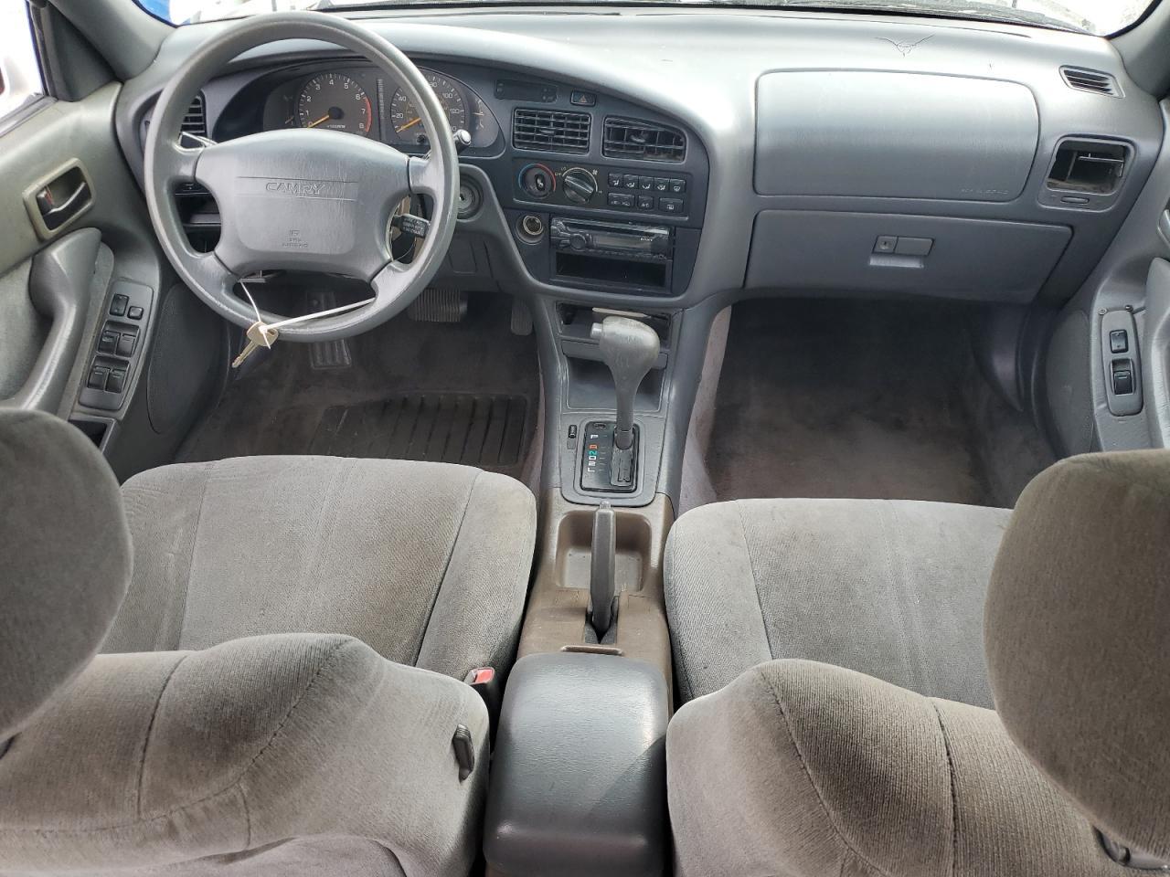 1995 TOYOTA CAMRY