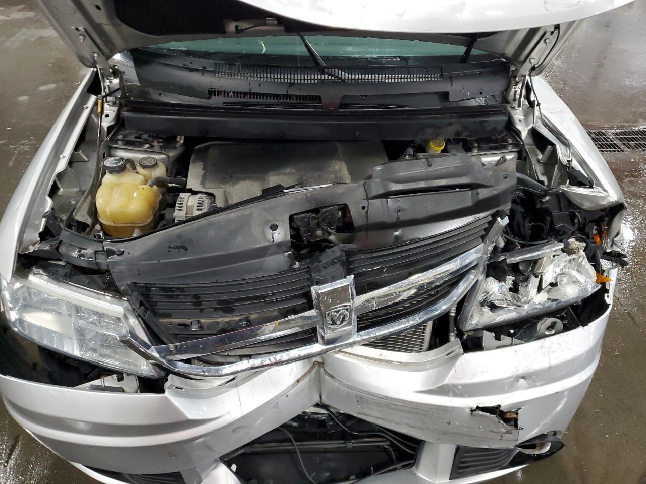 2010 DODGE JOURNEY