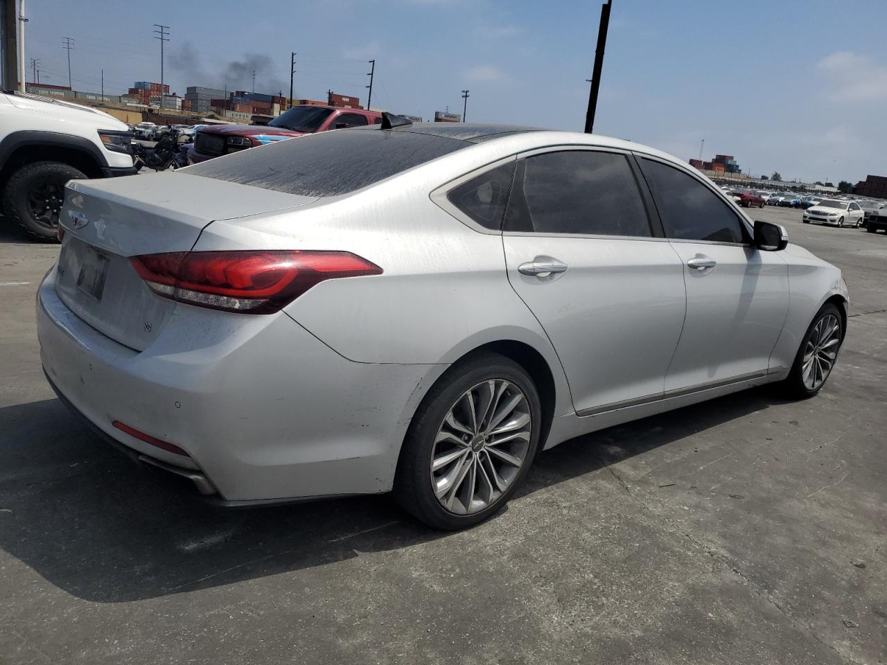 2016 HYUNDAI GENESIS