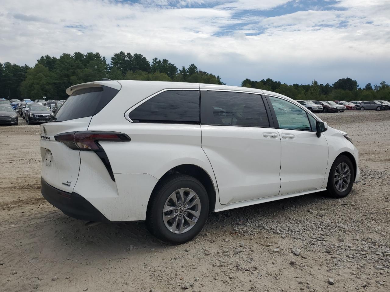2023 TOYOTA SIENNA