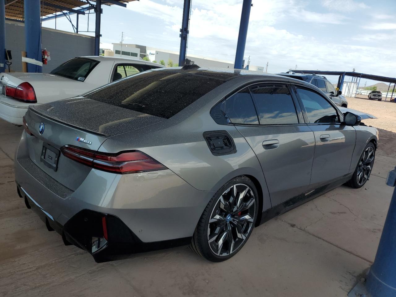 2024 BMW i5