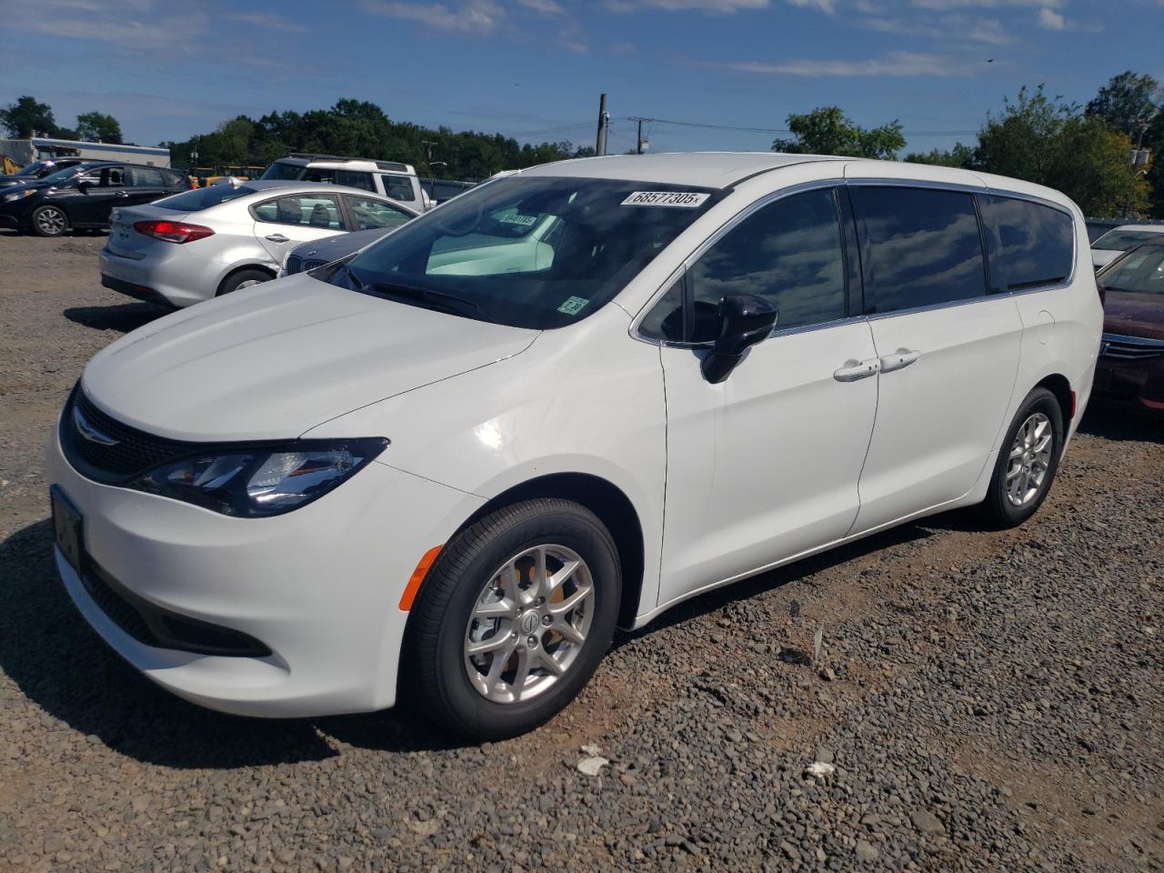 2025 CHRYSLER Voyager