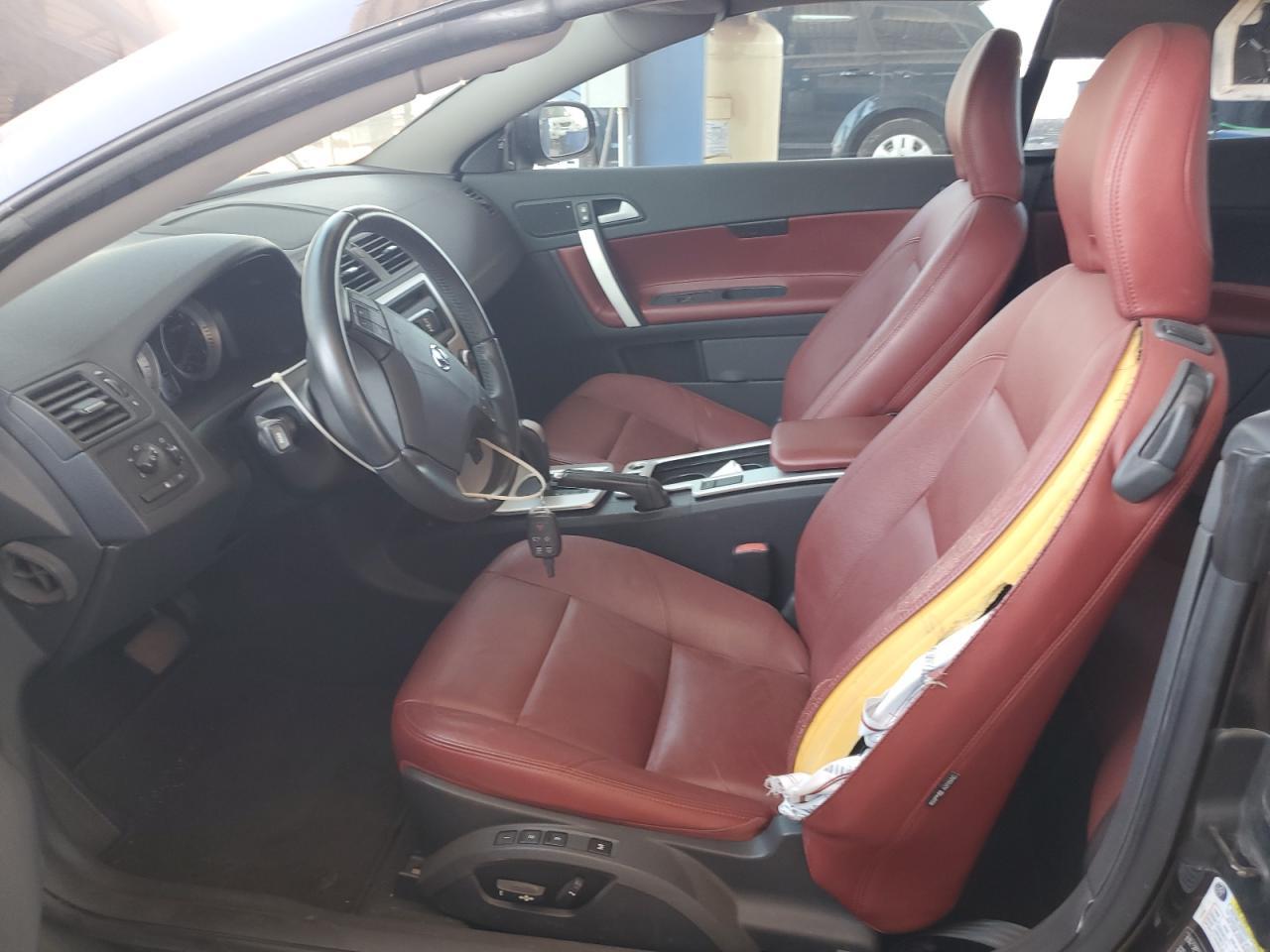 2013 VOLVO C70