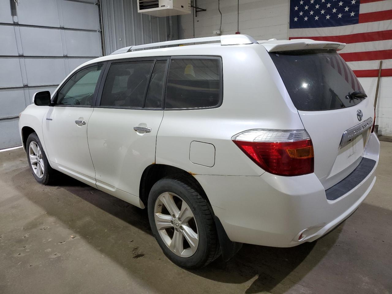 2010 TOYOTA HIGHLANDER