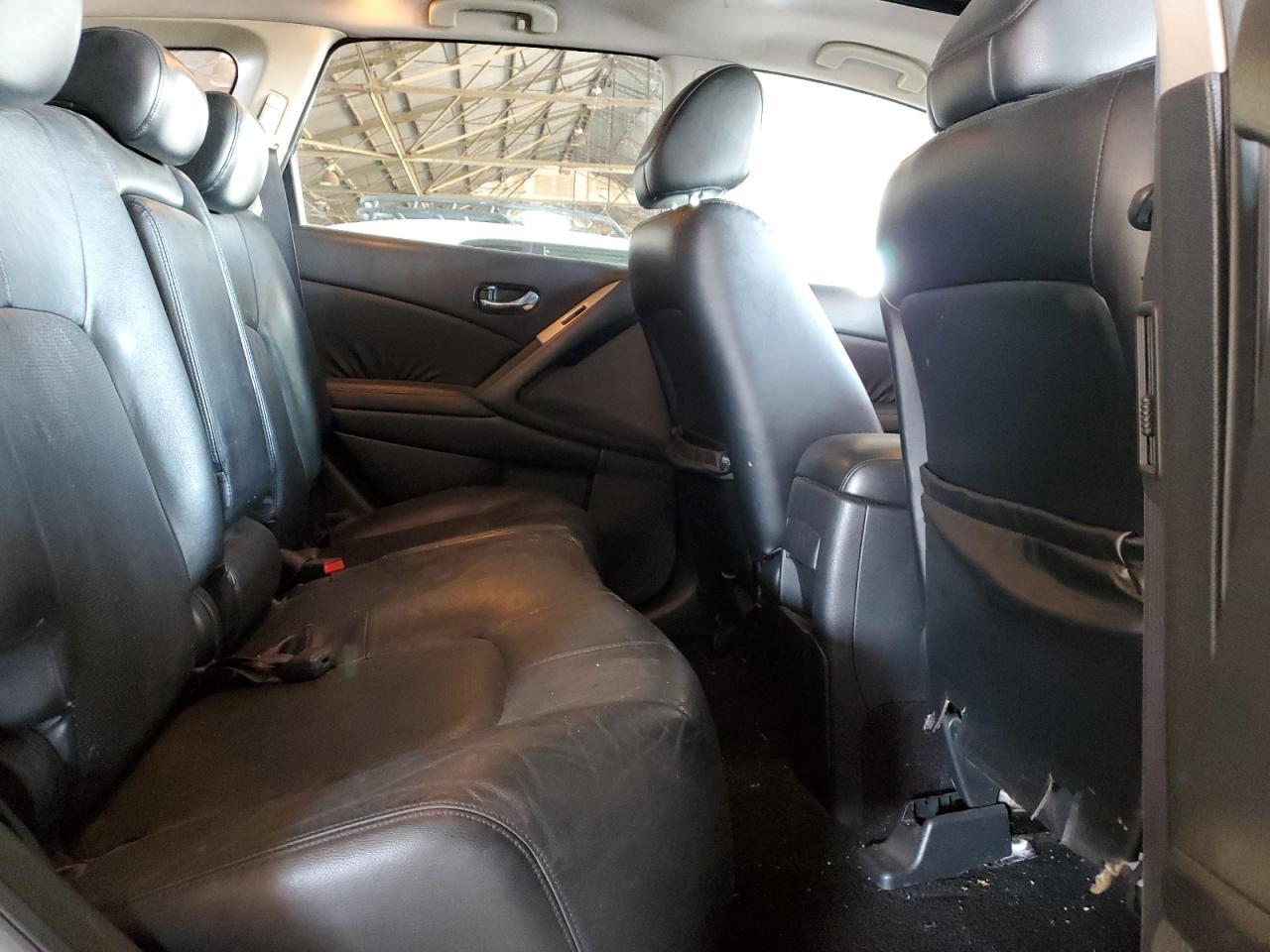 2010 NISSAN MURANO