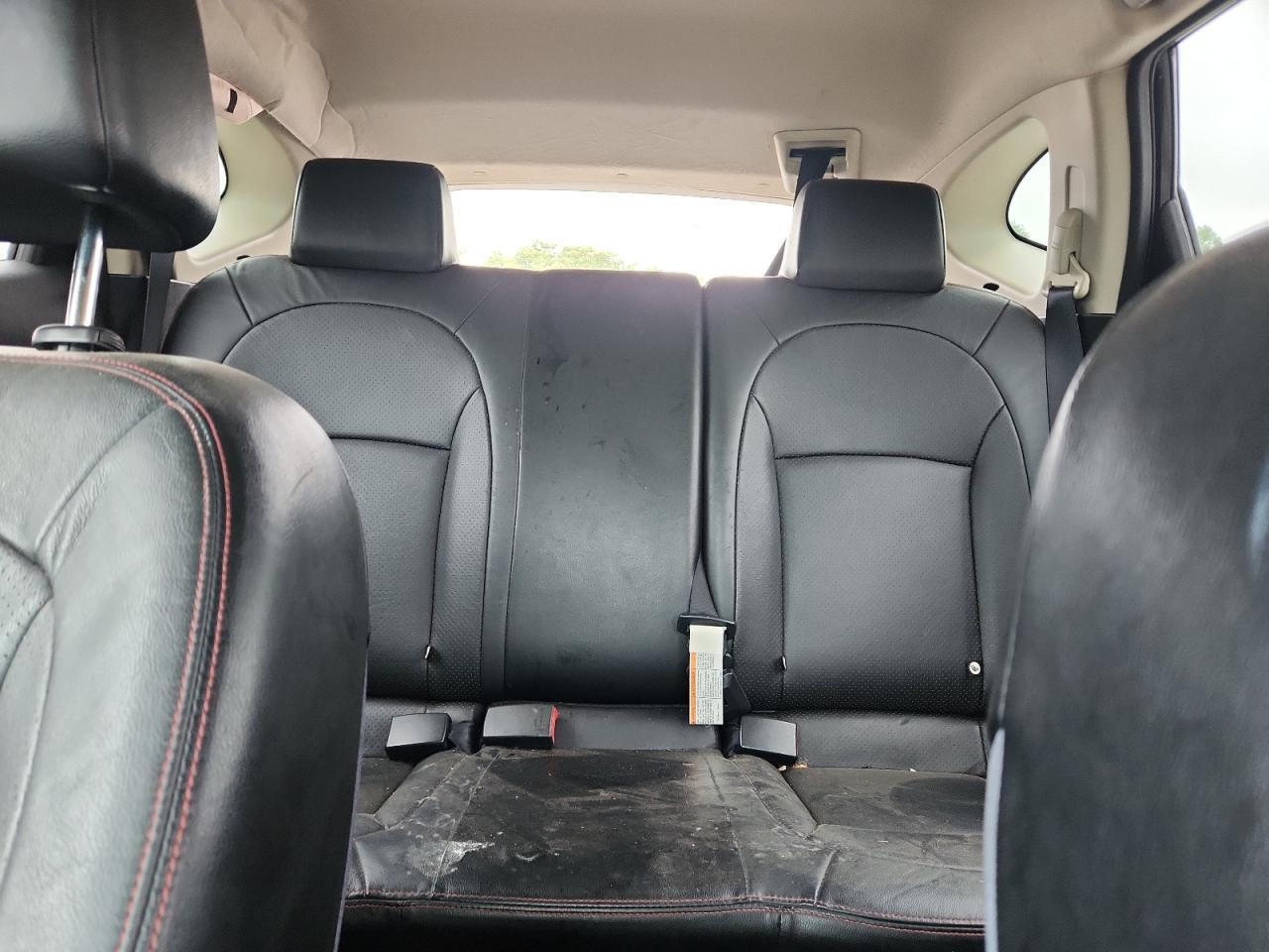 2012 NISSAN ROGUE