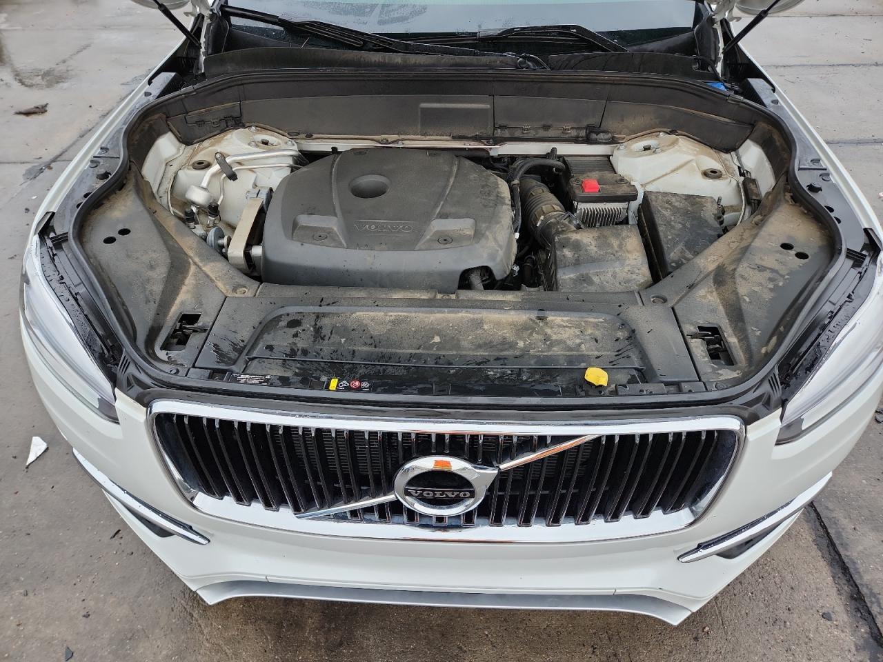 2019 VOLVO XC90