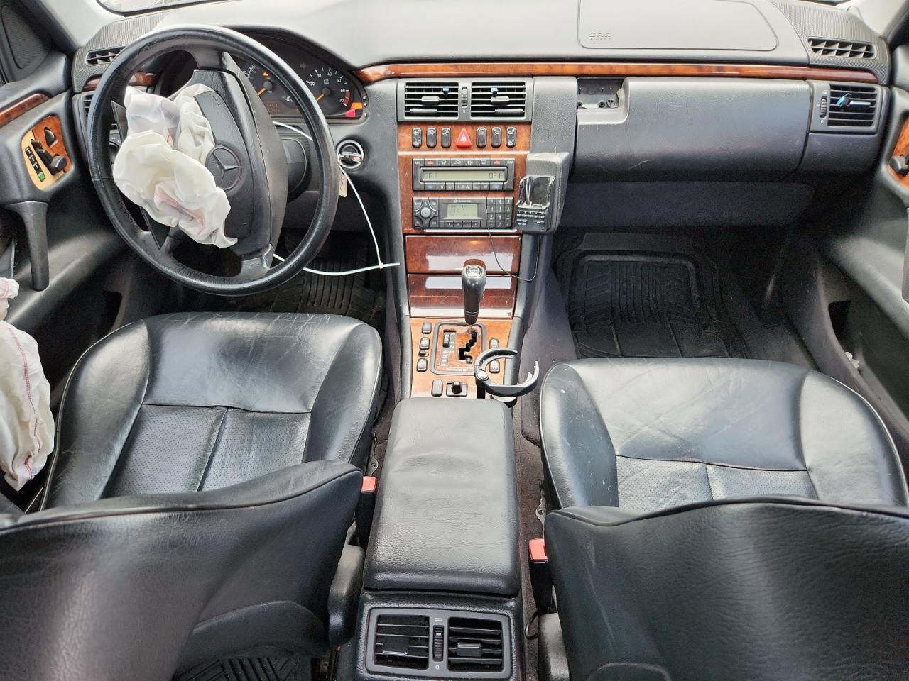 1999 MERCEDES-BENZ E-Class