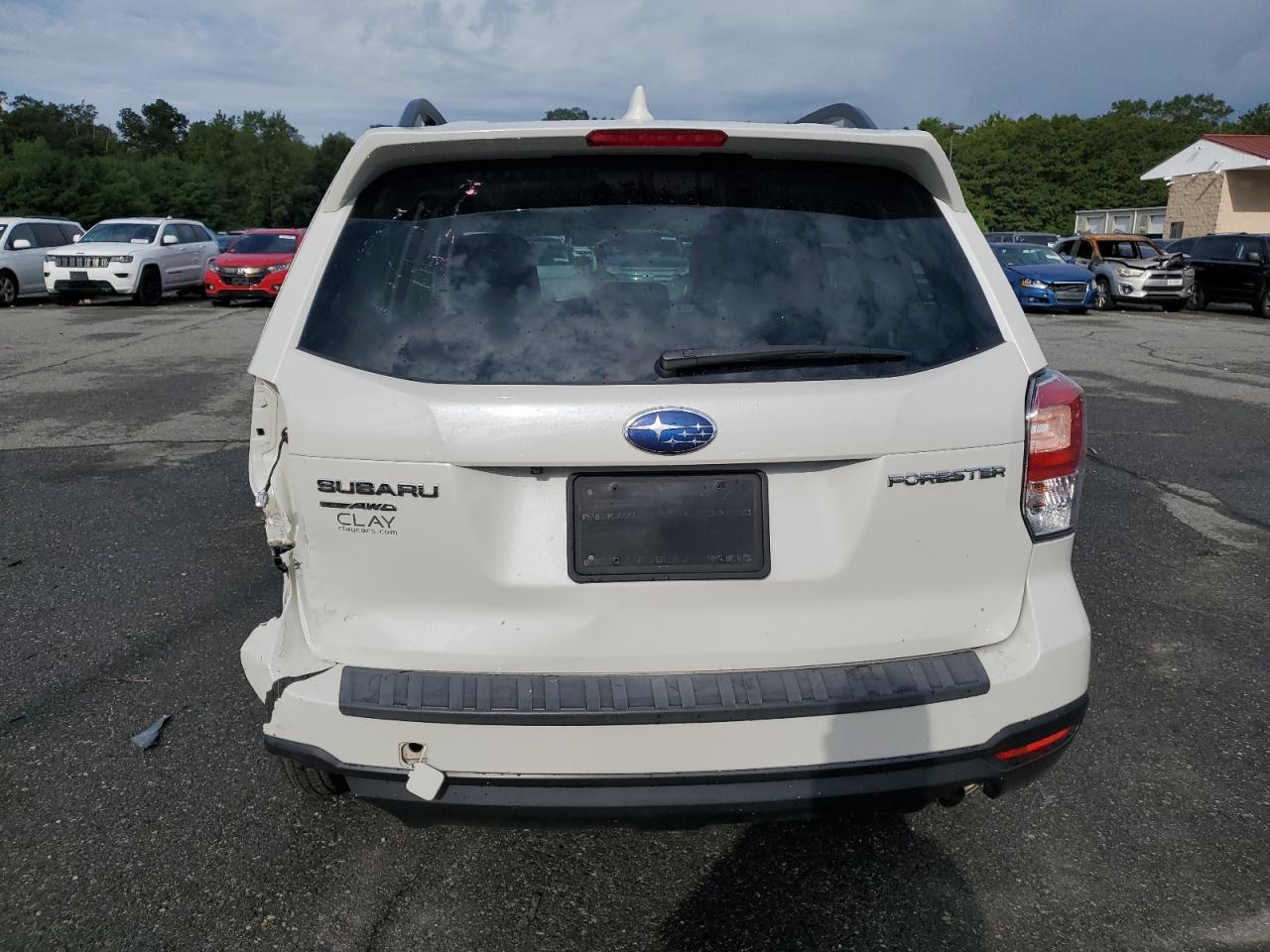 2018 SUBARU FORESTER
