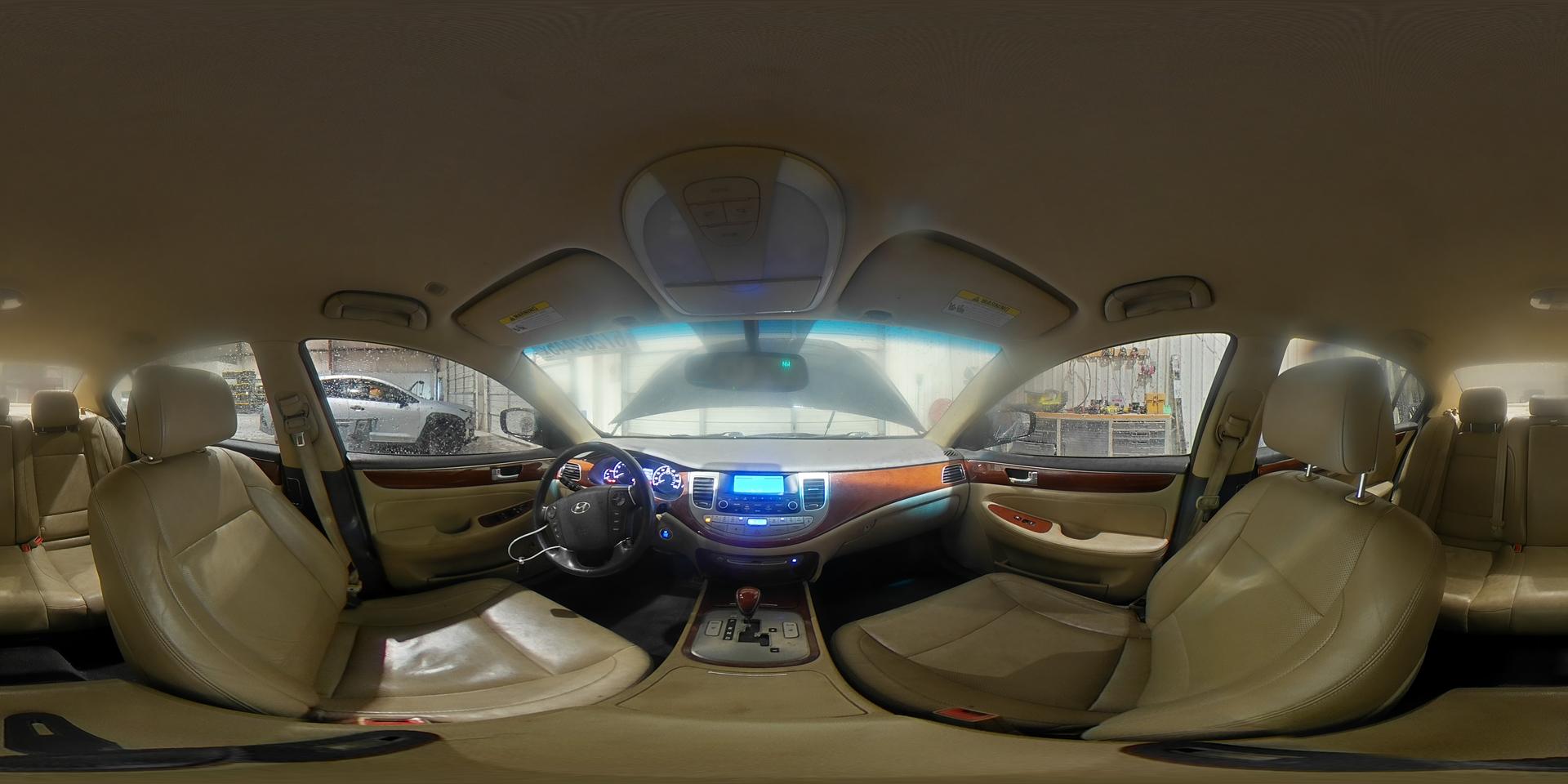2013 HYUNDAI GENESIS