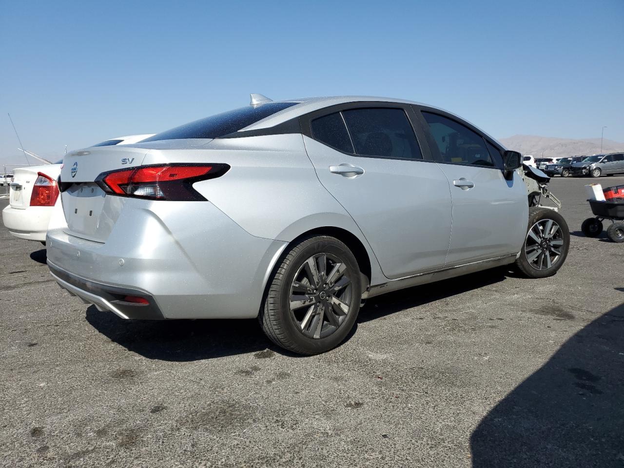 2020 NISSAN VERSA