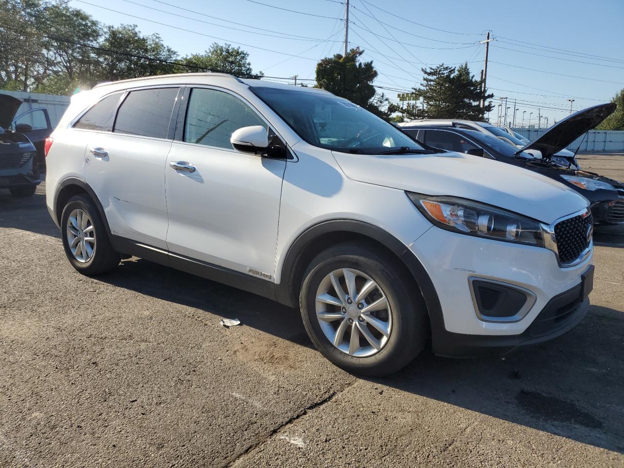 2017 KIA SORENTO