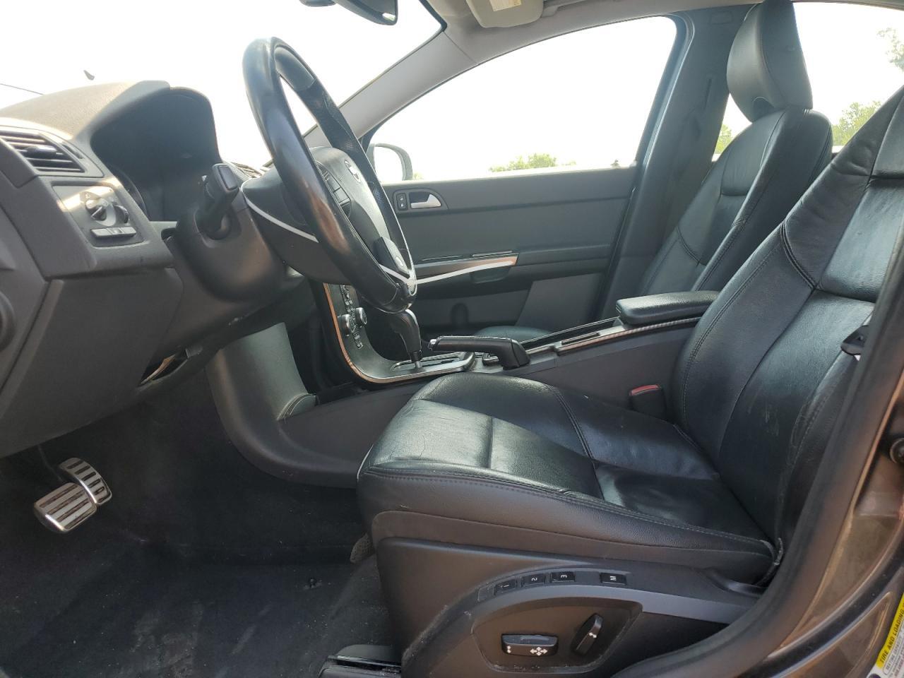 2009 VOLVO S40