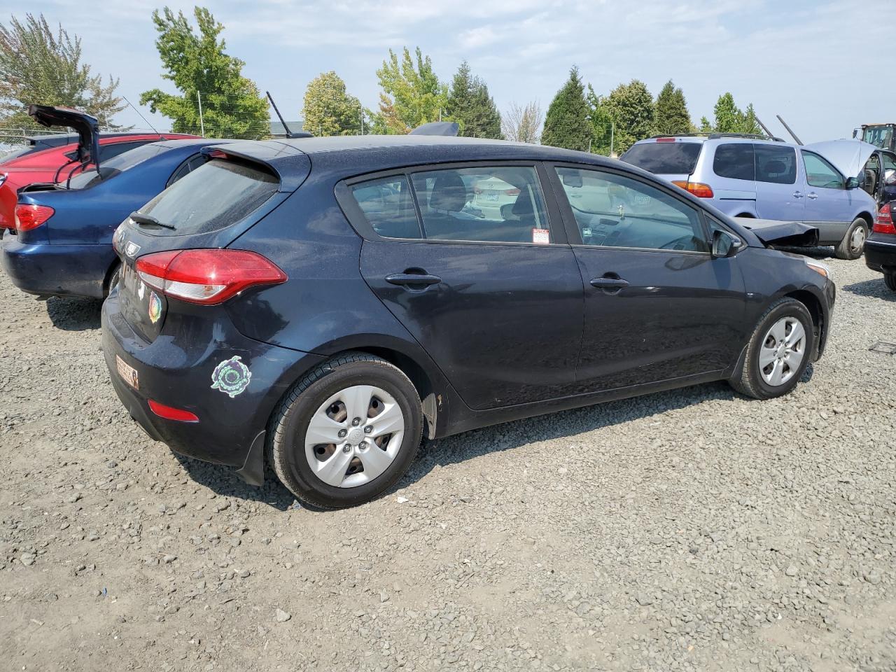 2017 KIA FORTE