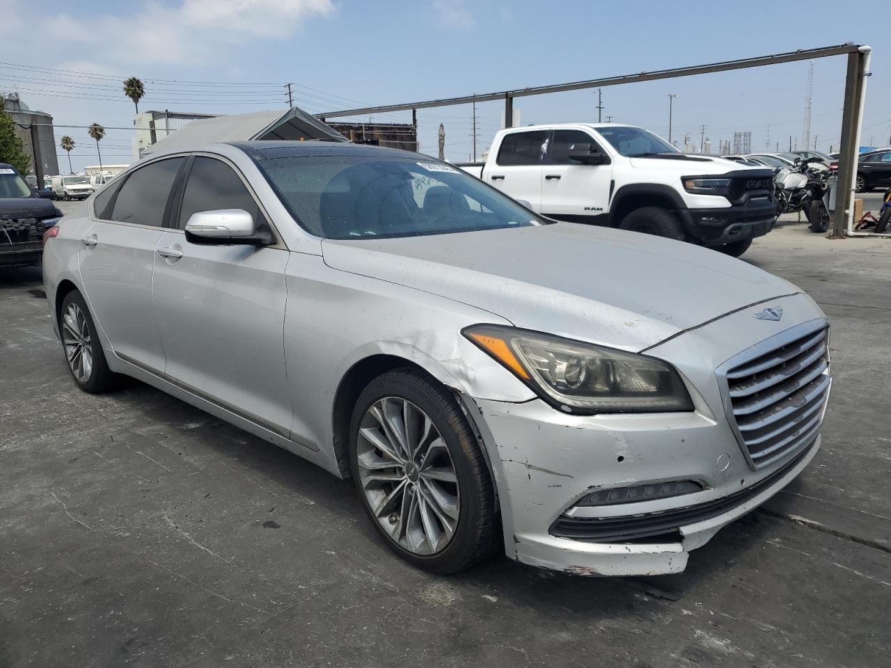 2016 HYUNDAI GENESIS
