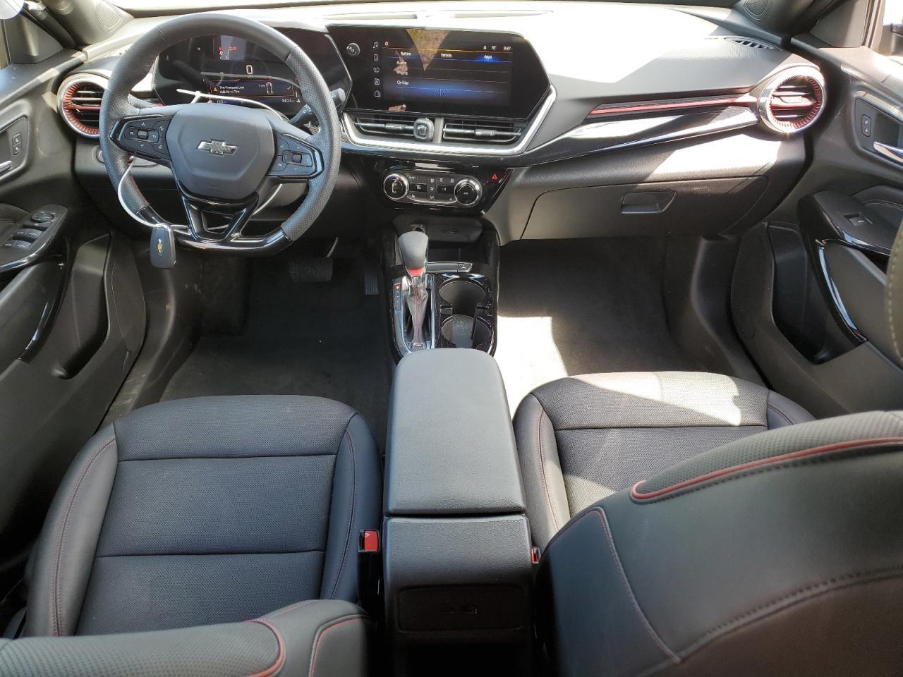 2025 CHEVROLET TRAX