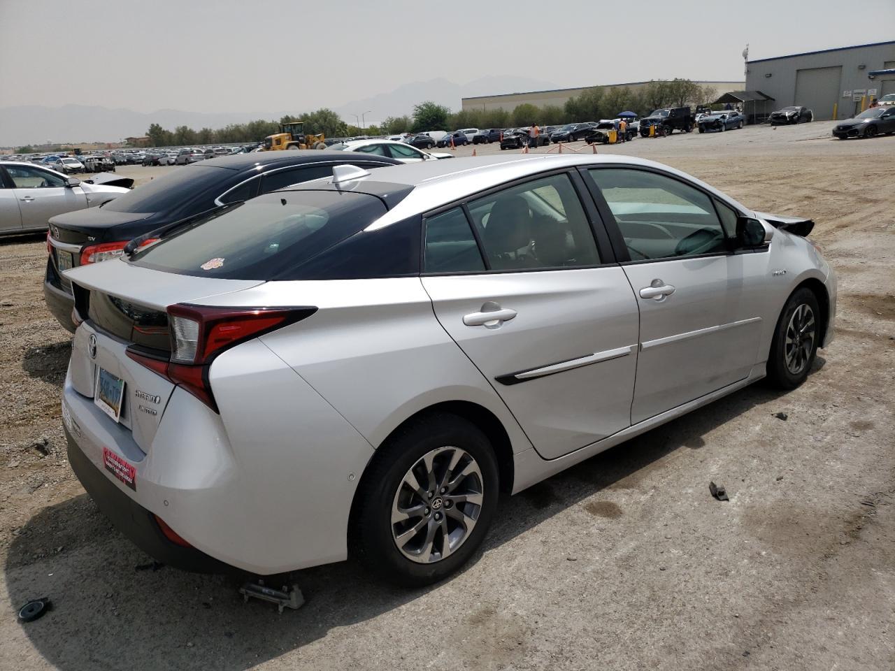 2022 TOYOTA PRIUS