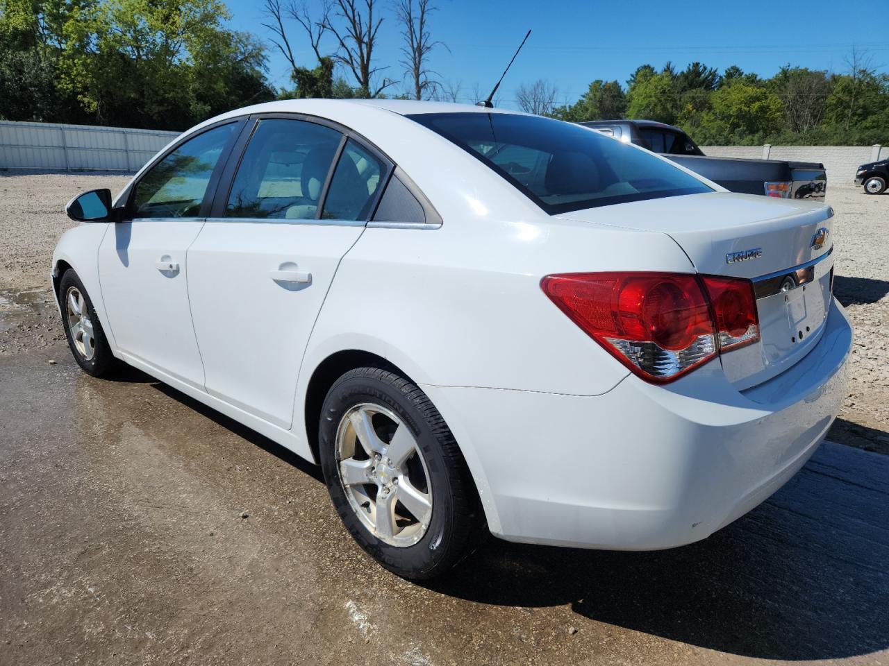 2011 CHEVROLET CRUZE