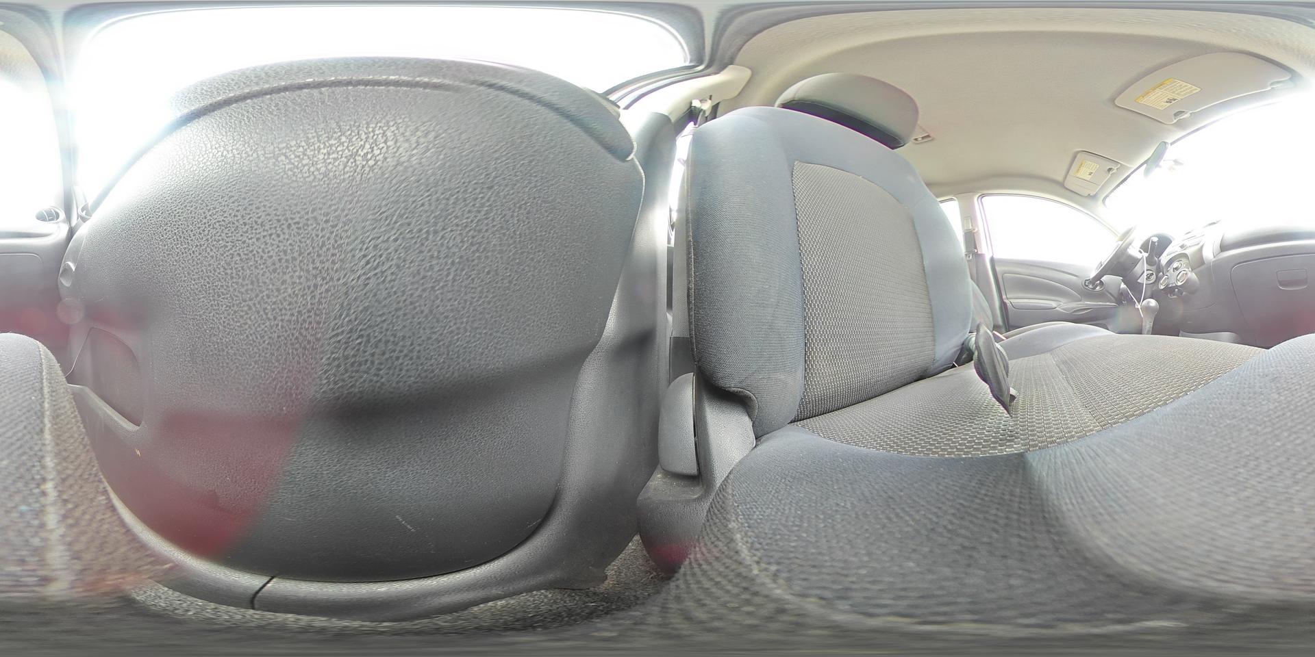 2012 NISSAN VERSA