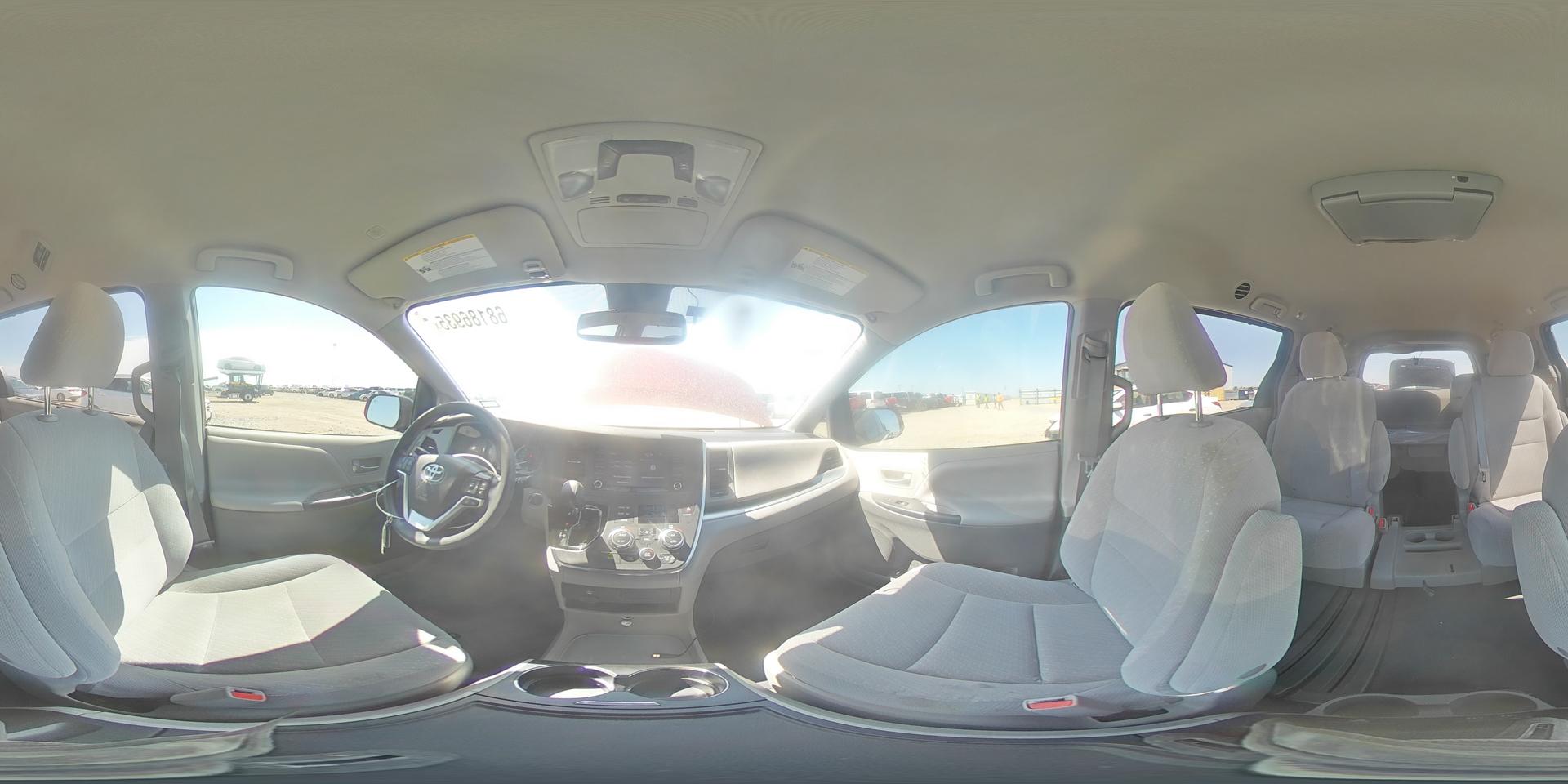 2019 TOYOTA SIENNA
