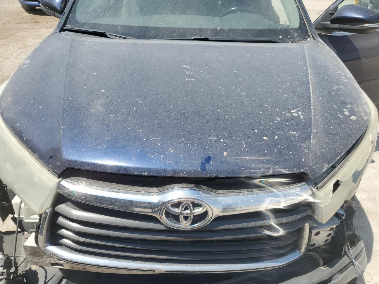 2016 TOYOTA HIGHLANDER