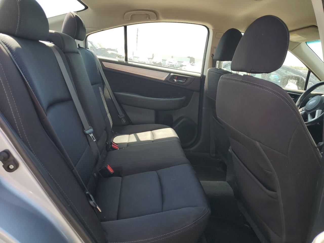 2015 SUBARU Legacy