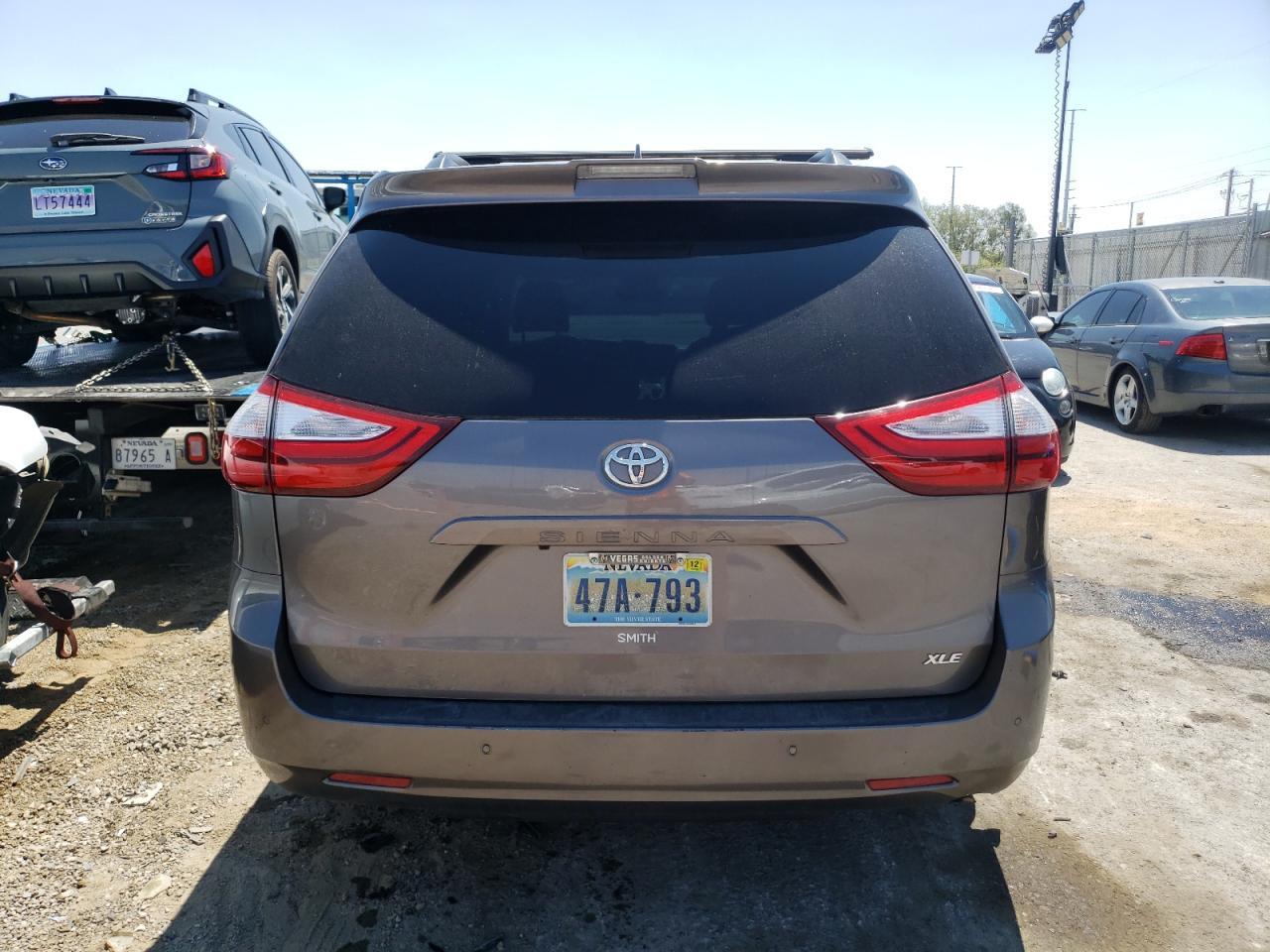2019 TOYOTA SIENNA