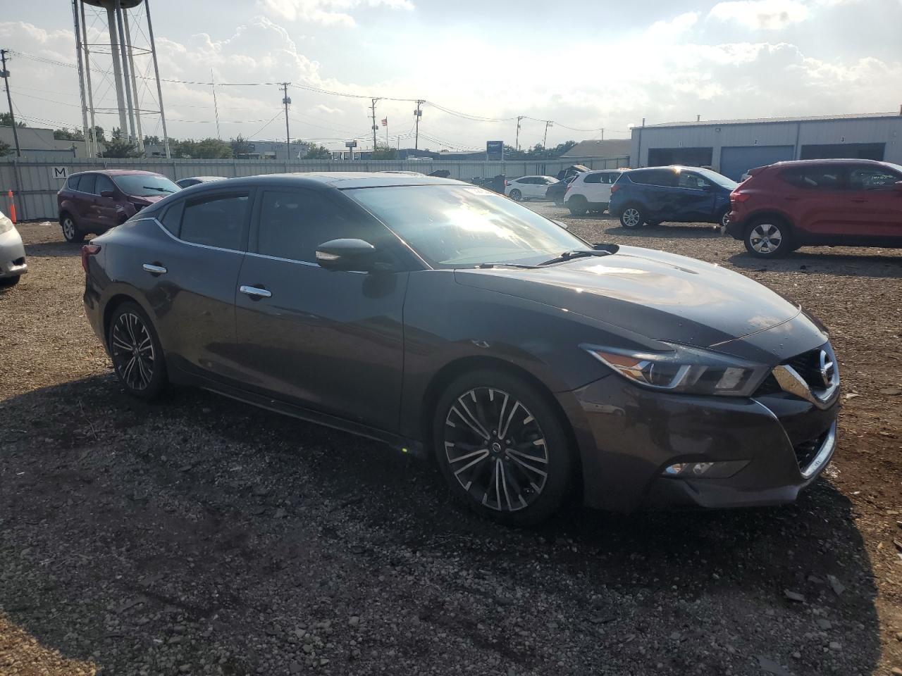 2017 NISSAN Maxima
