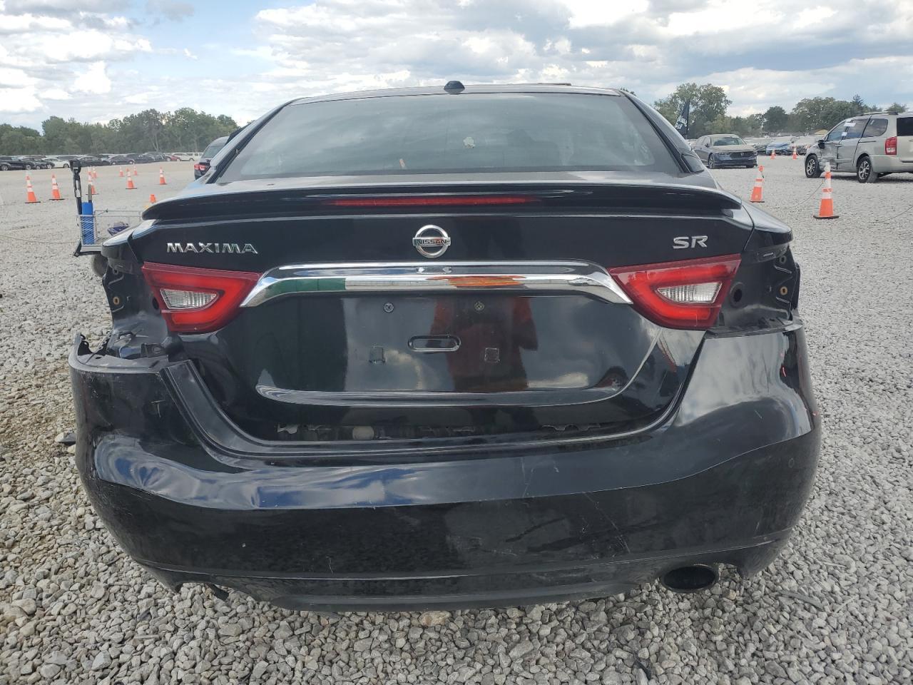2016 NISSAN Maxima