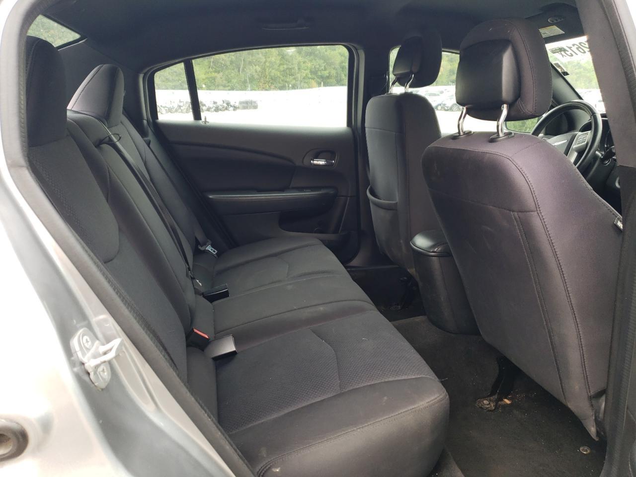 2014 CHRYSLER 200
