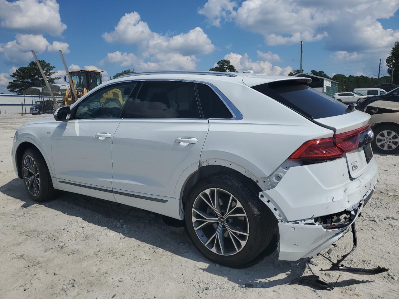 2023 AUDI Q8