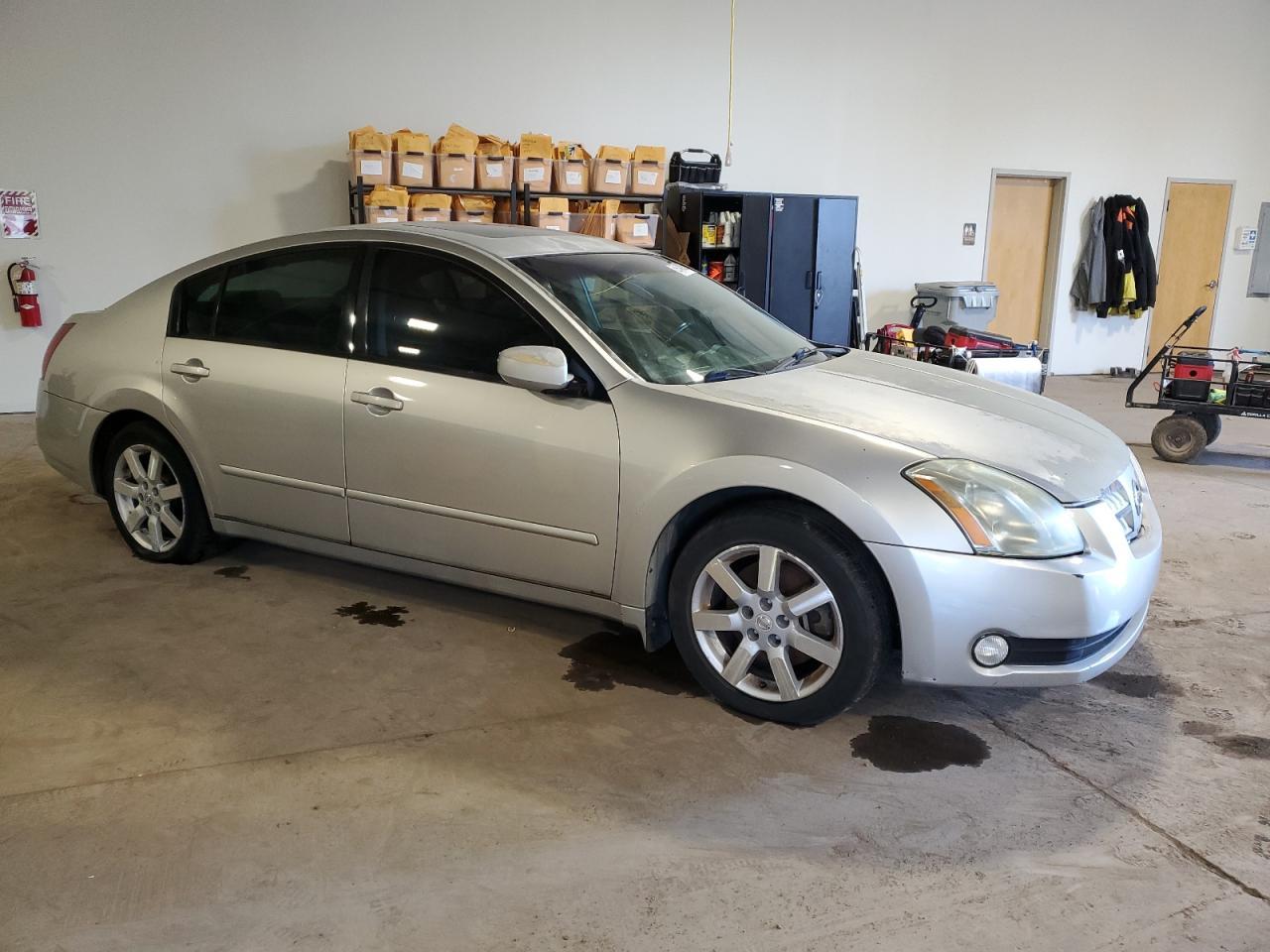 2006 NISSAN Maxima