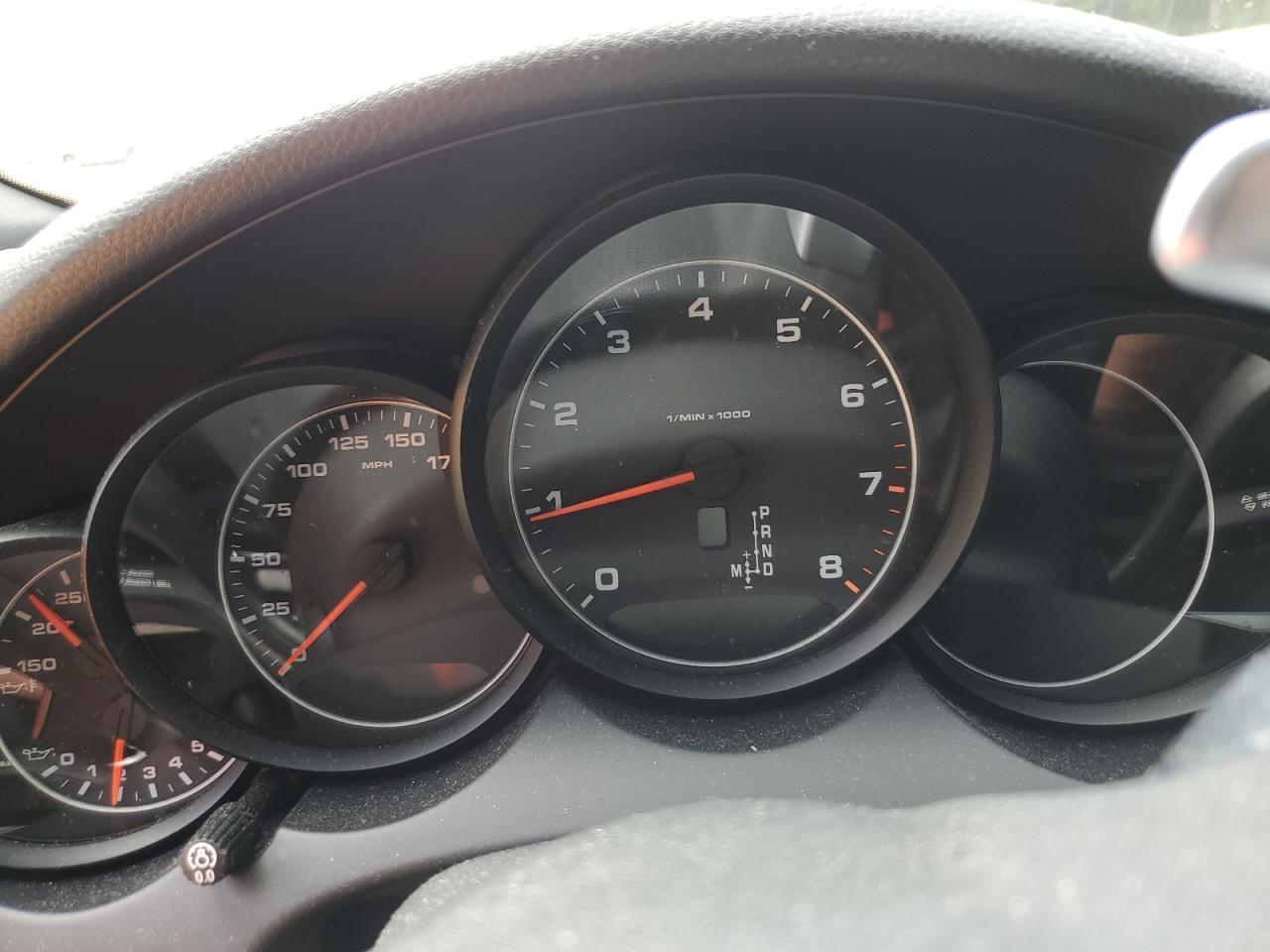2014 PORSCHE CAYENNE