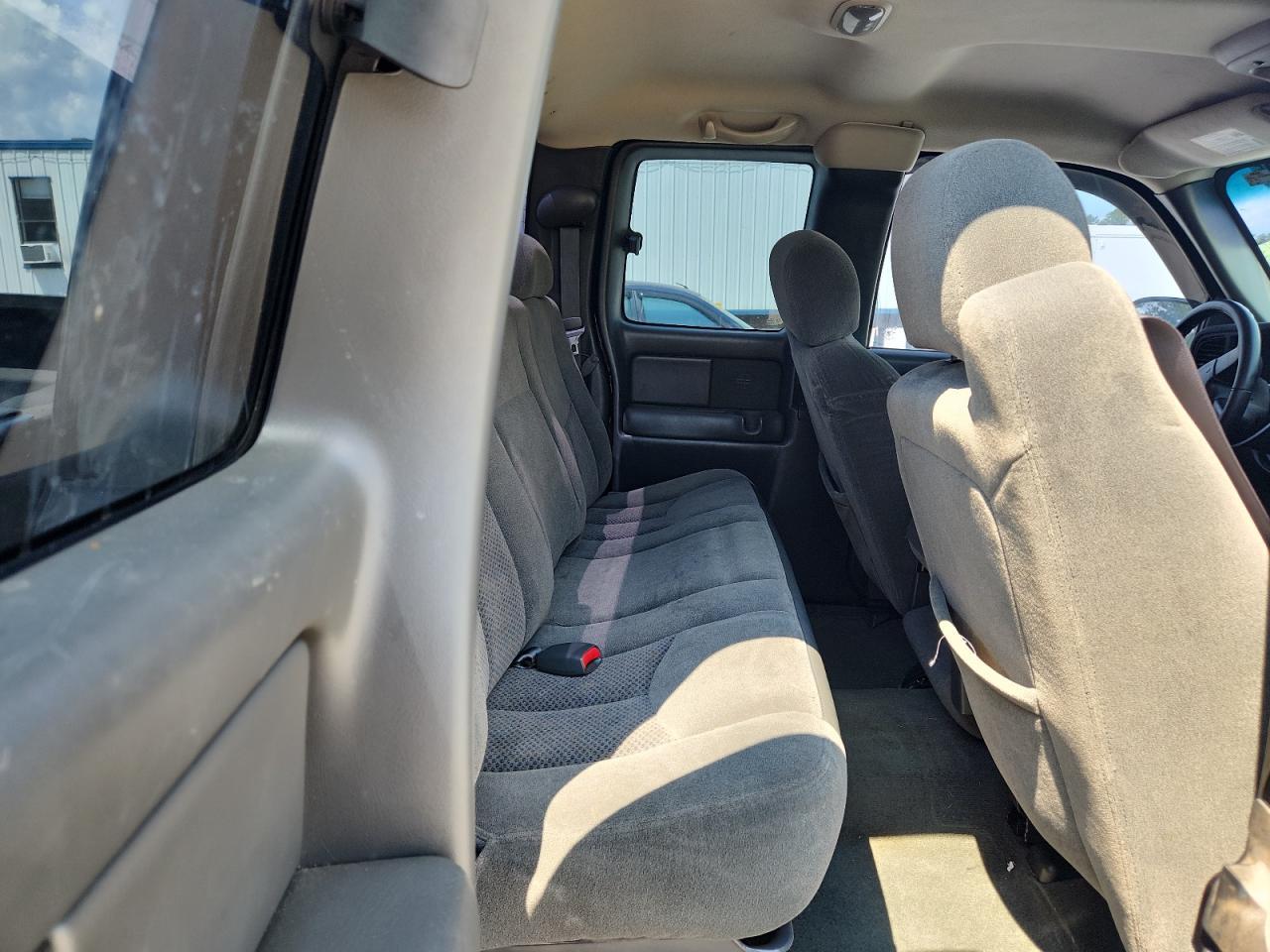 2004 CHEVROLET Silverado