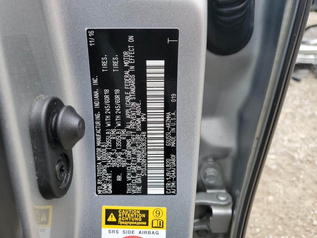 2017 TOYOTA HIGHLANDER