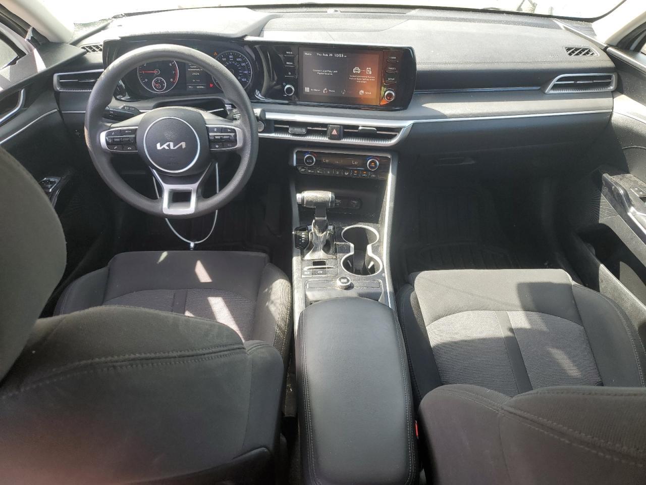 2022 KIA K5