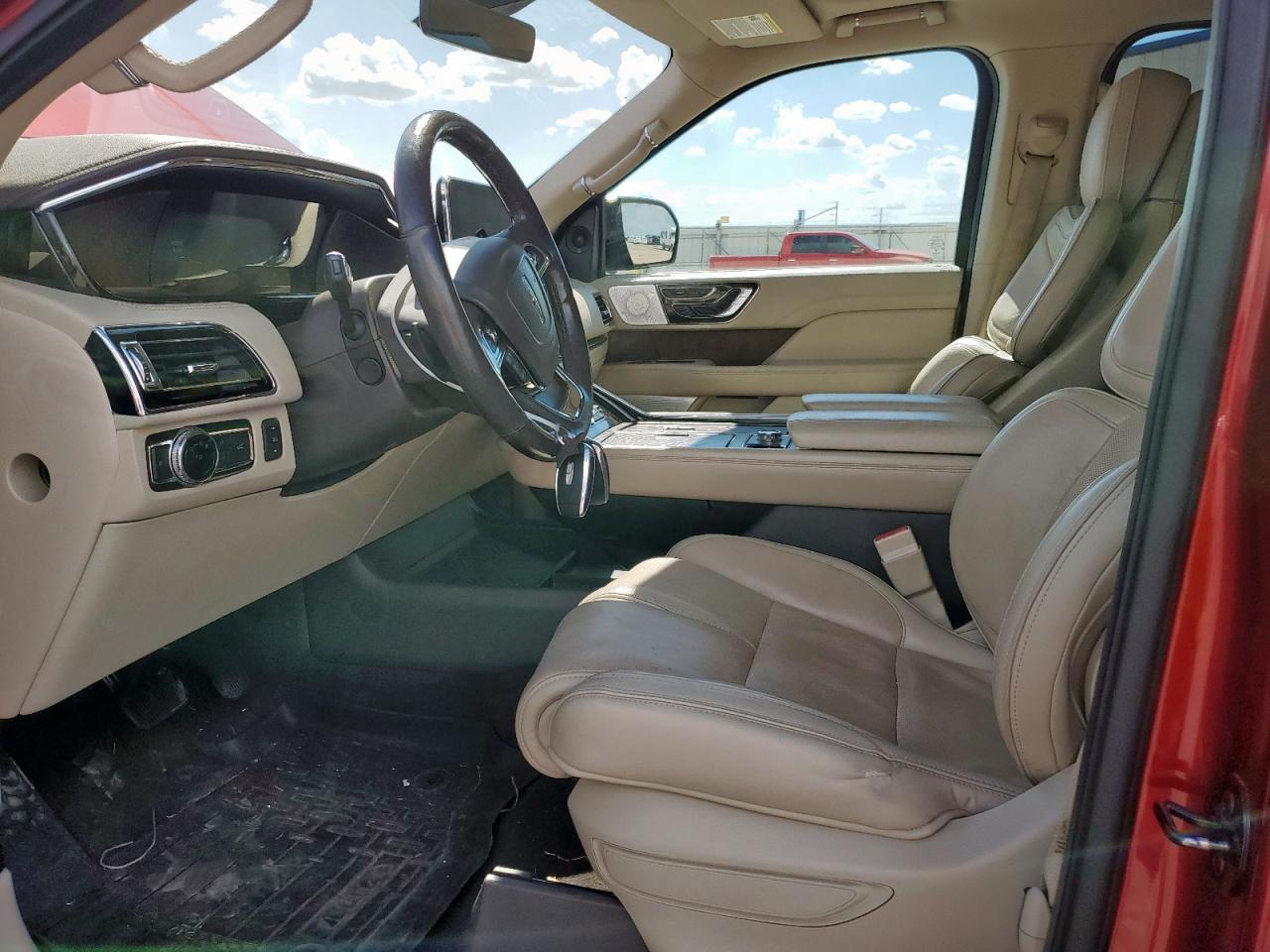 2018 LINCOLN Navigator