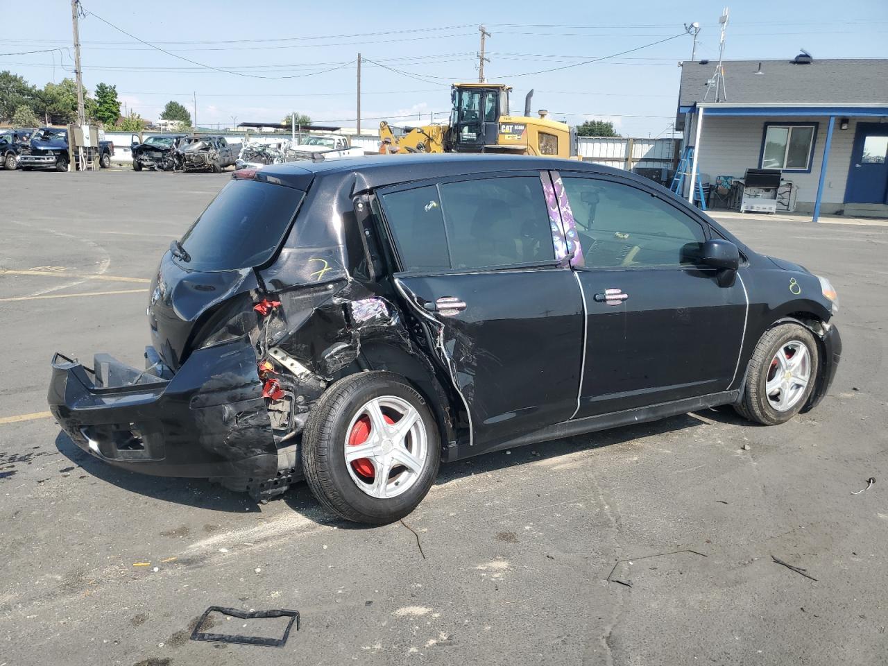 2011 NISSAN VERSA