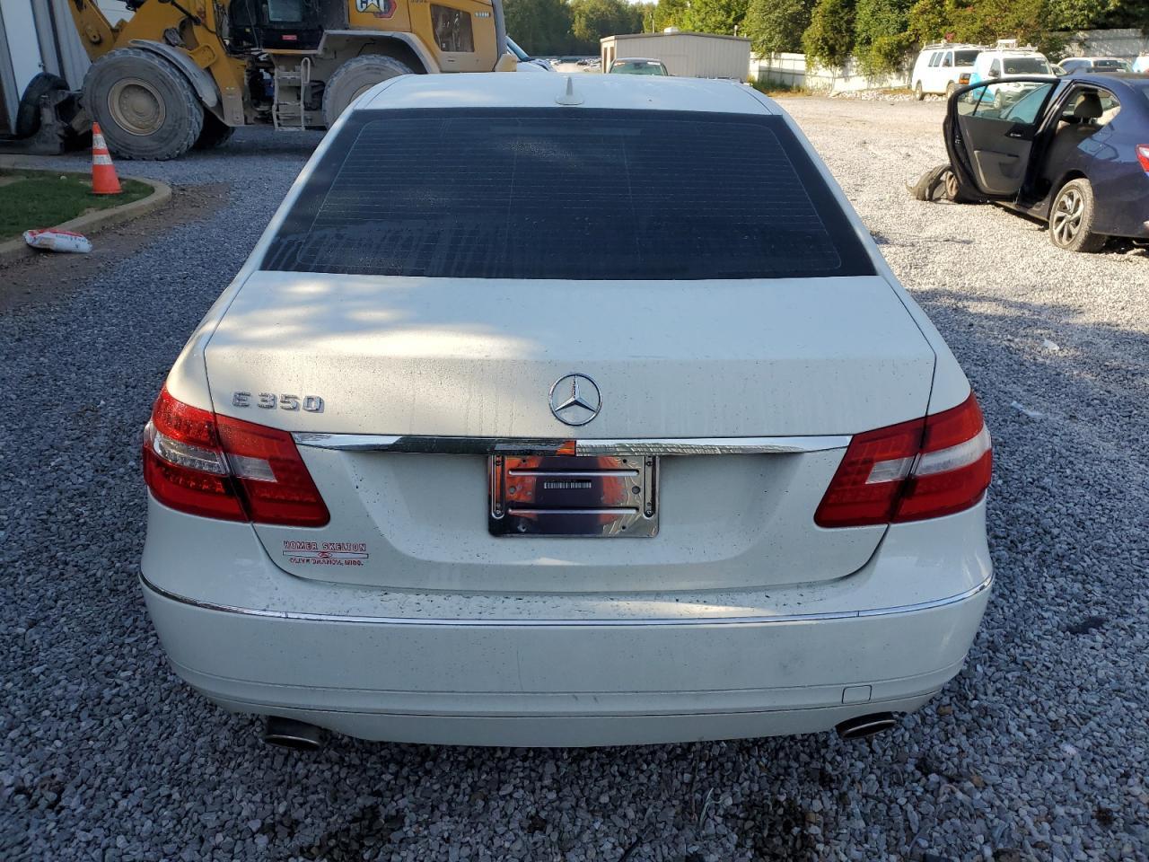 2011 MERCEDES-BENZ E-Class