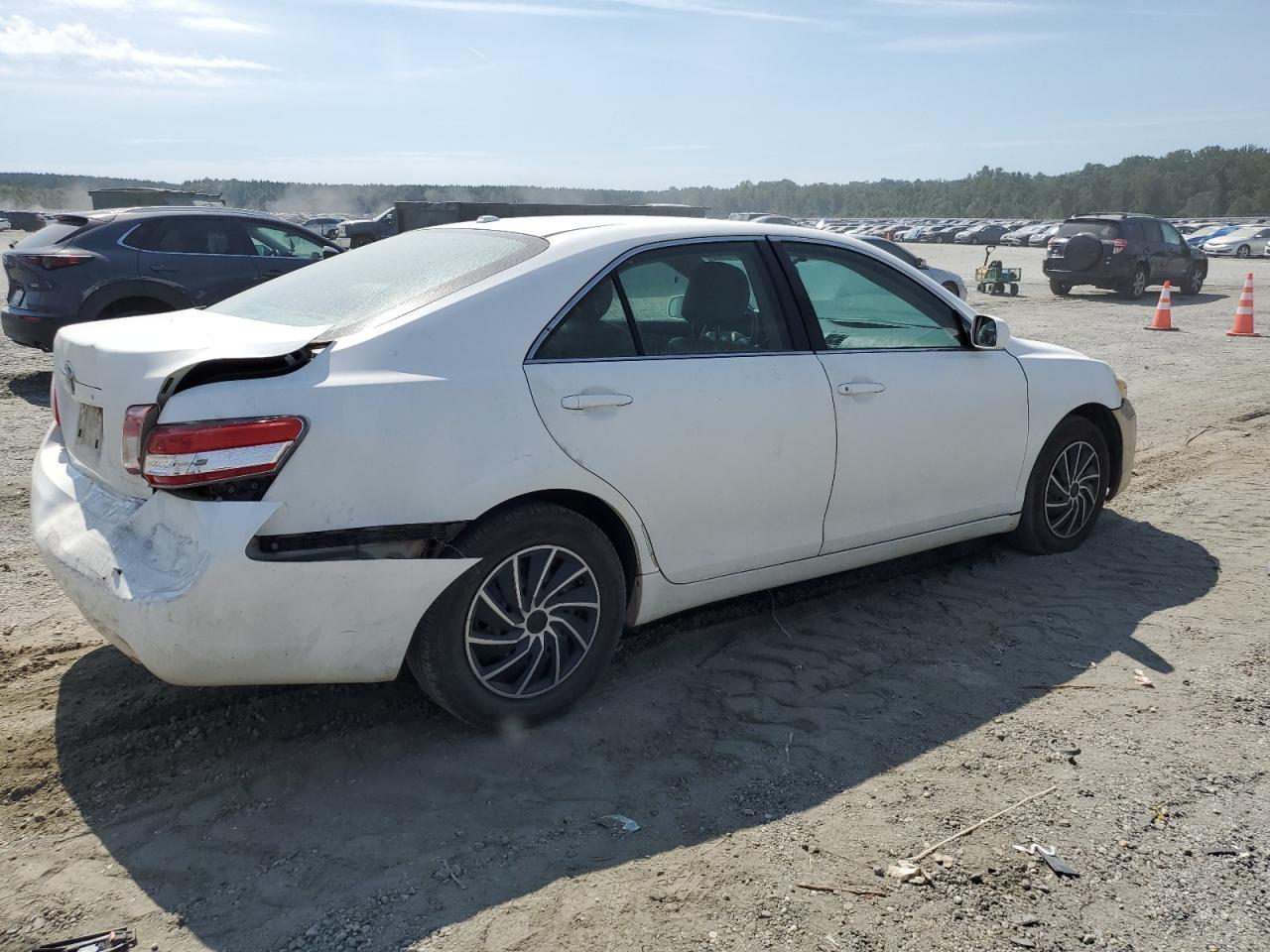 2010 TOYOTA CAMRY