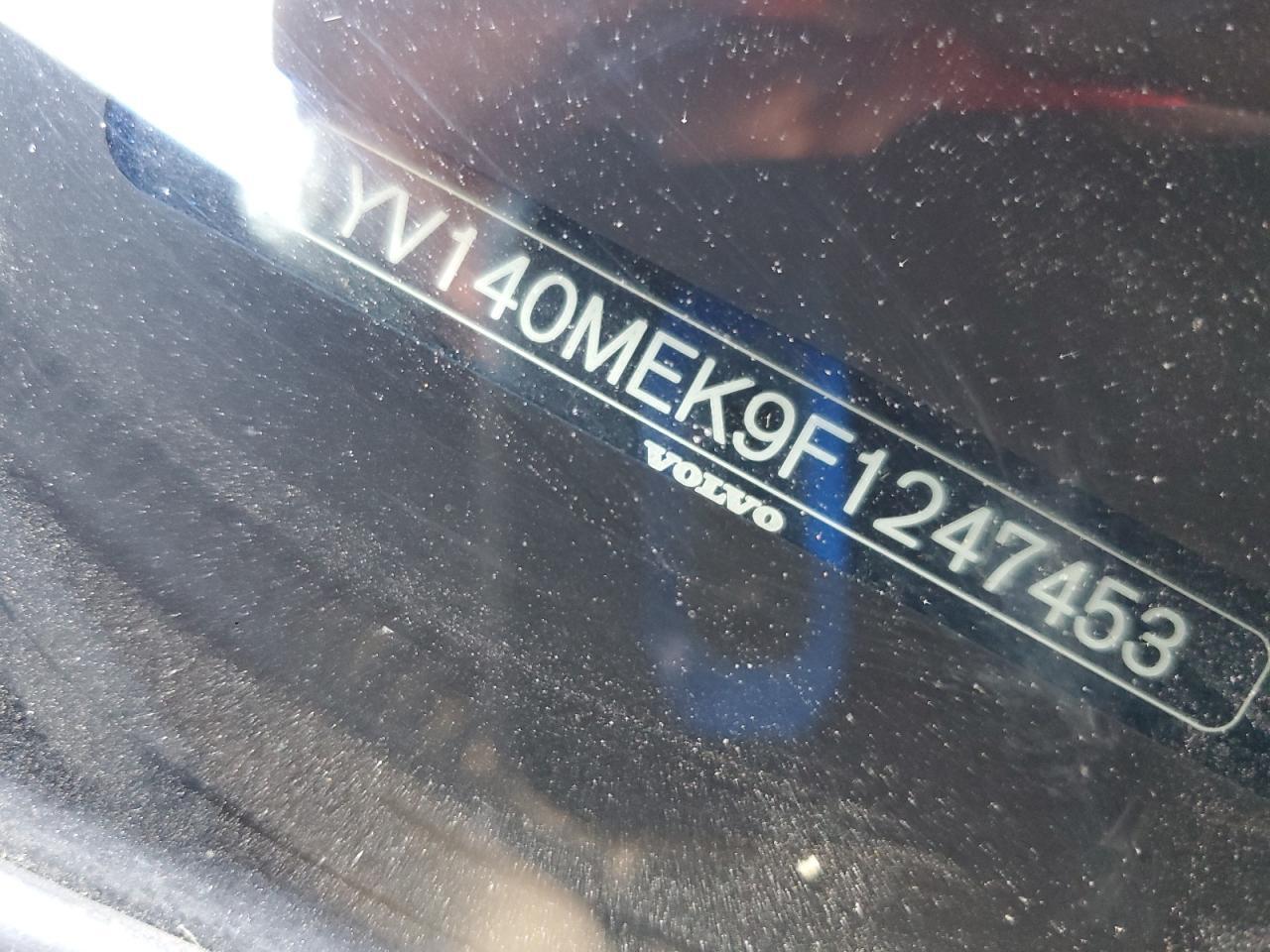 2015 VOLVO V60