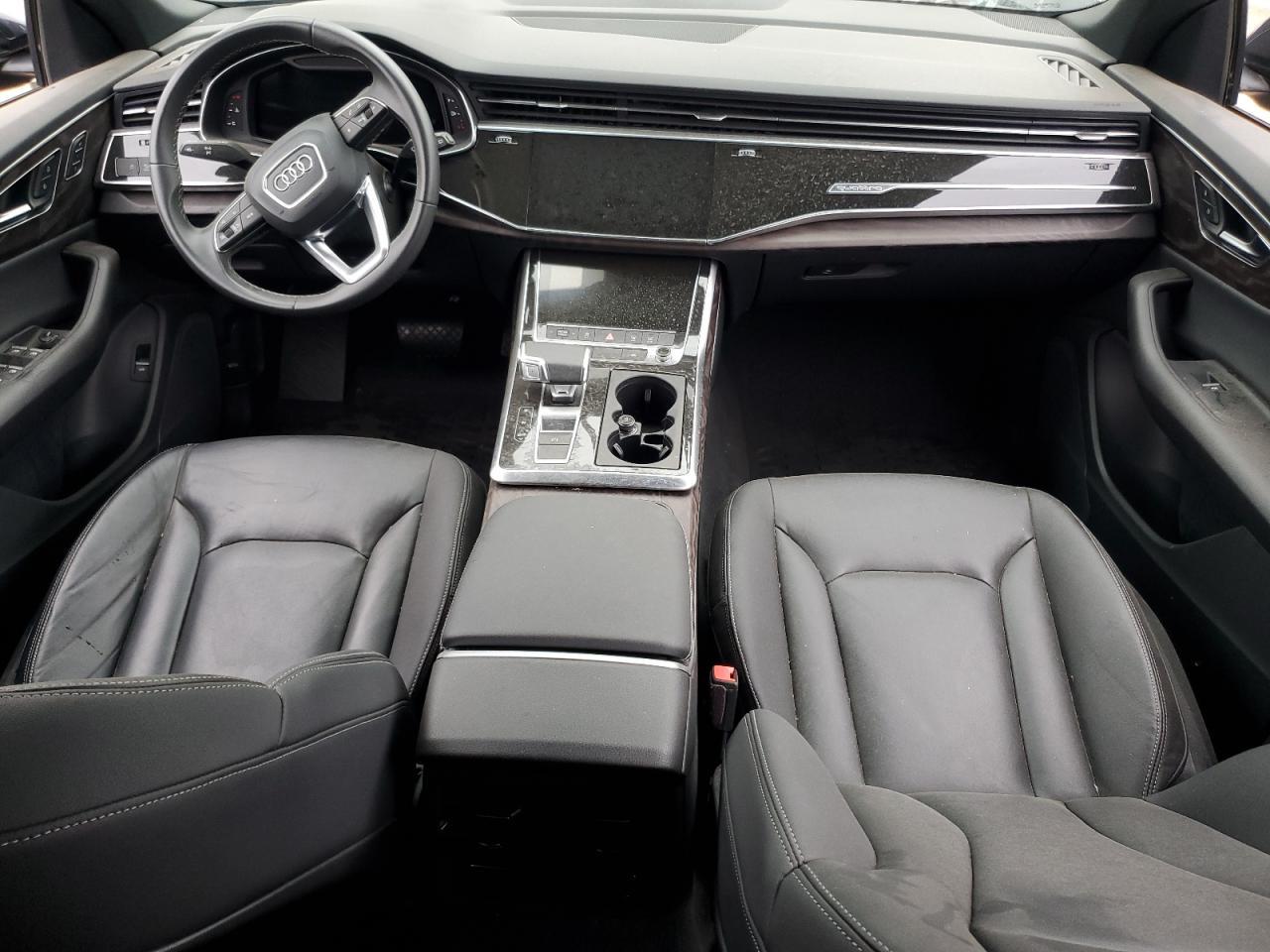 2021 AUDI Q8