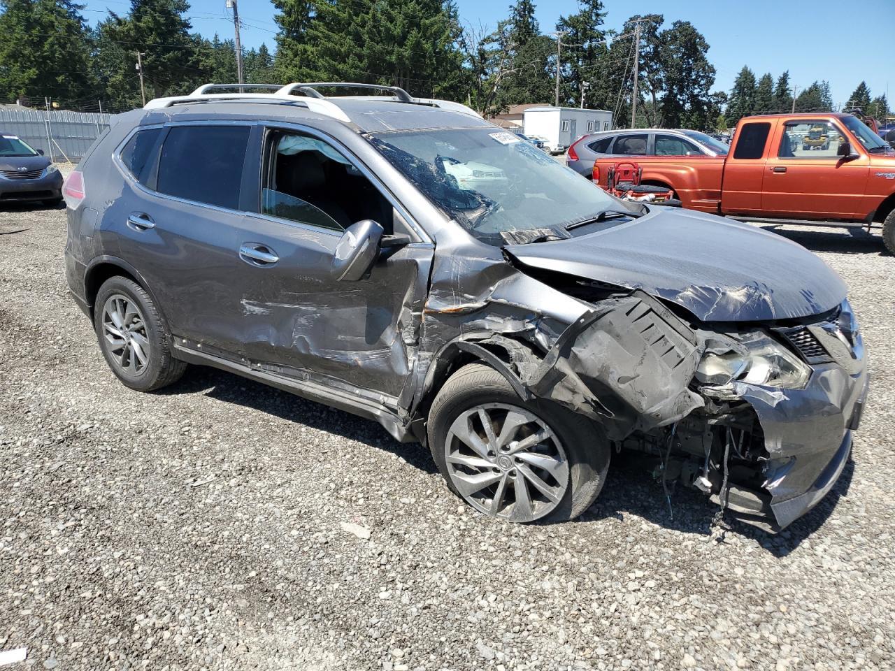 2015 NISSAN ROGUE