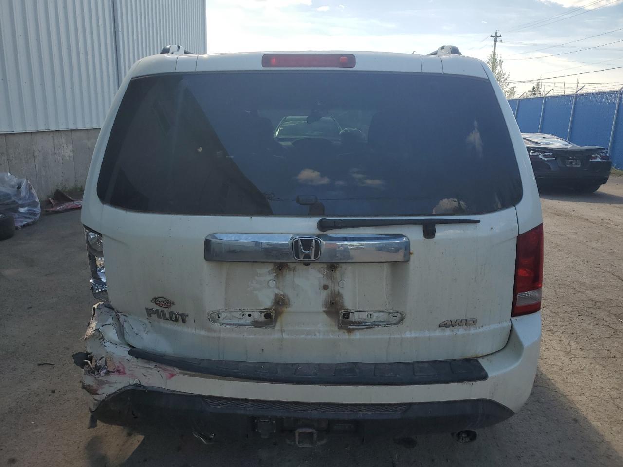 2015 HONDA PILOT