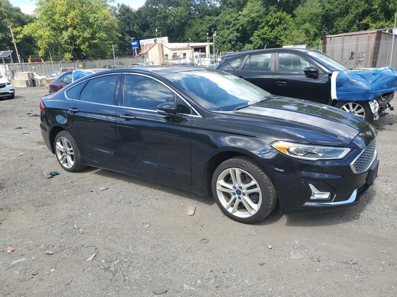 2019 FORD FUSION