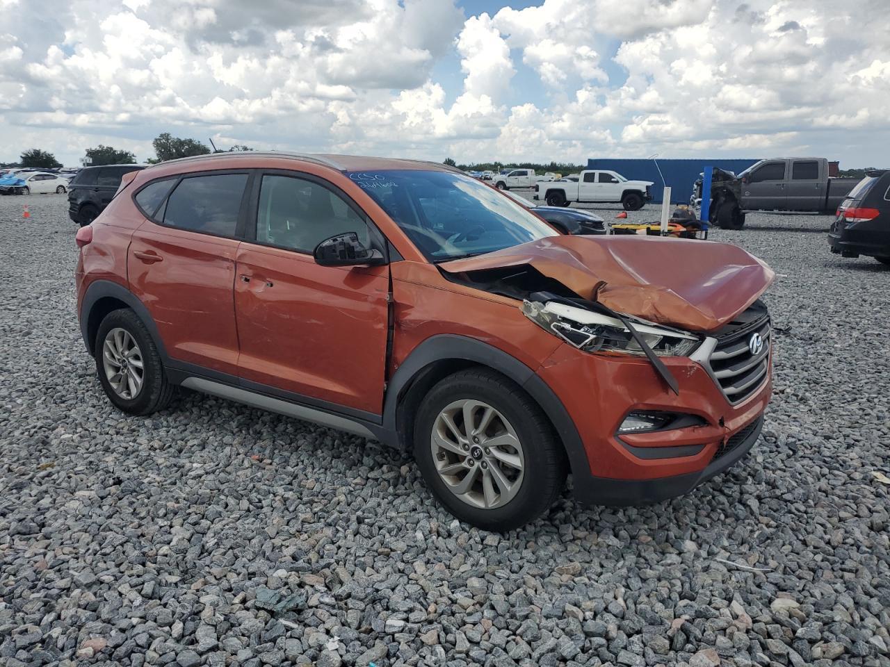 2017 HYUNDAI TUCSON