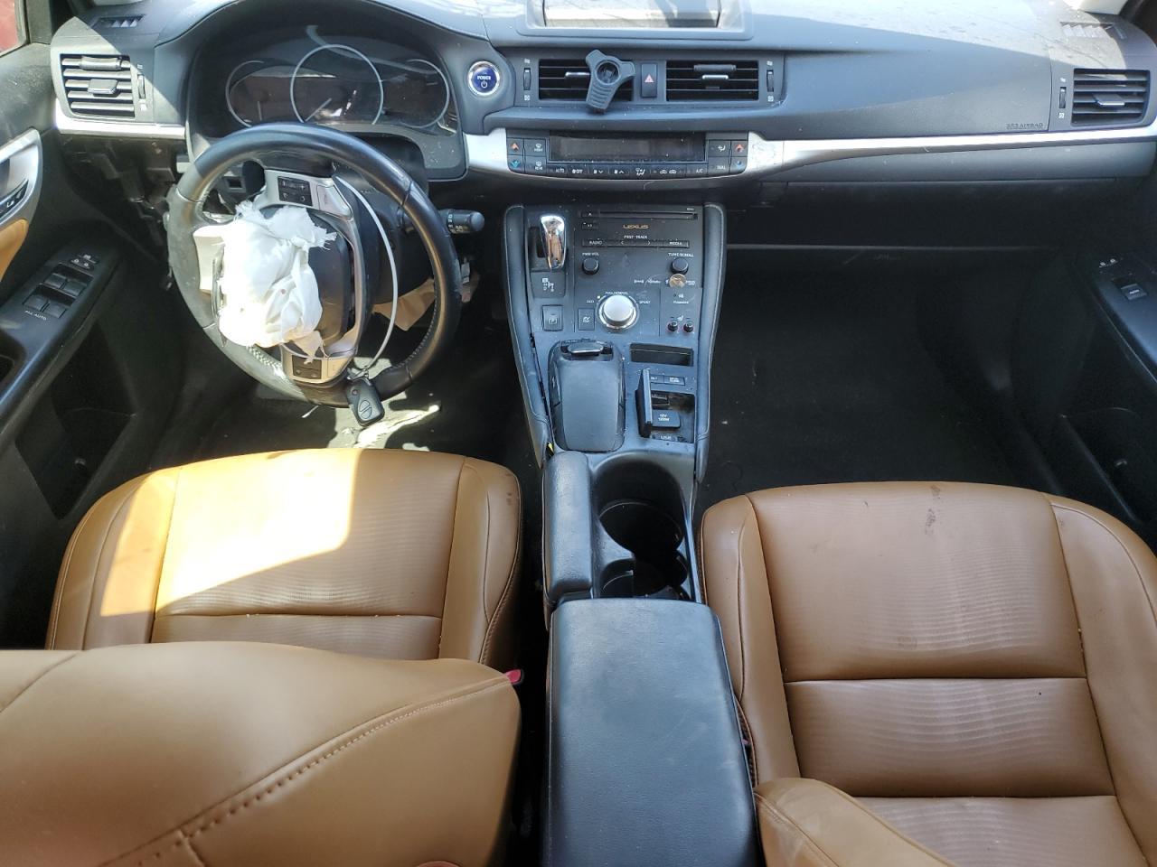 2013 LEXUS CT 200