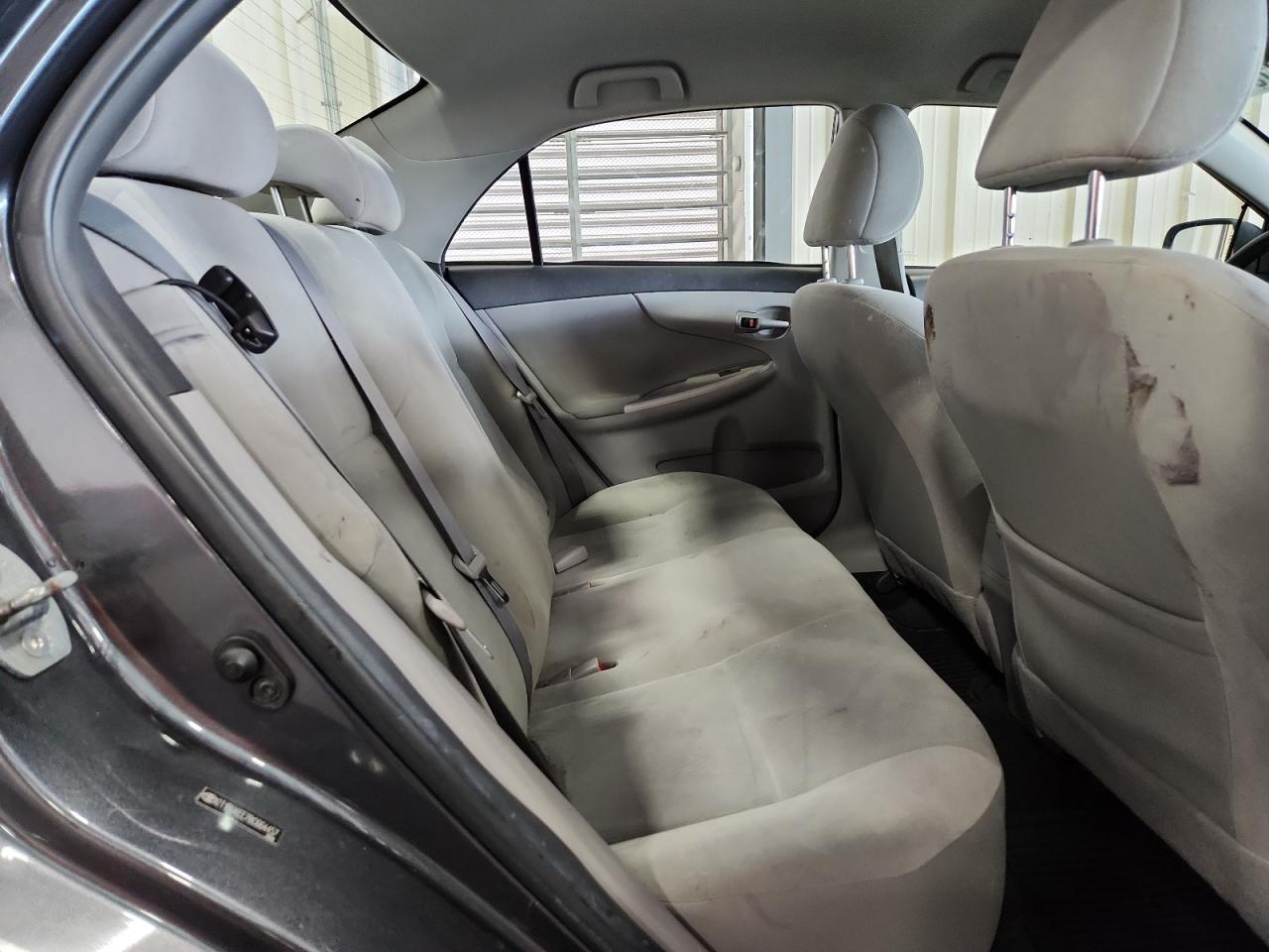 2011 TOYOTA COROLLA